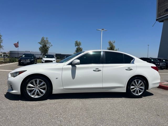 2015 INFINITI Q50 Base