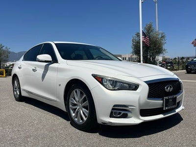 2015 INFINITI Q50 Base