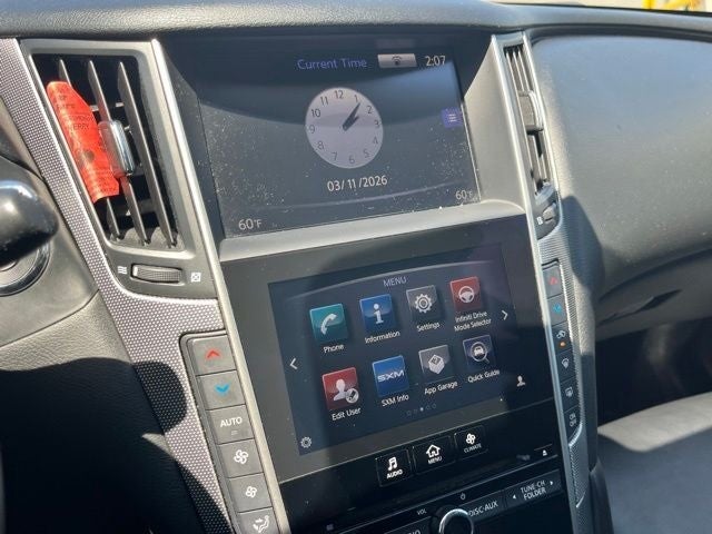 2015 INFINITI Q50 Base