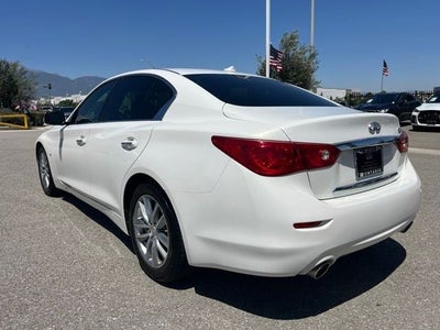 2015 INFINITI Q50 Base