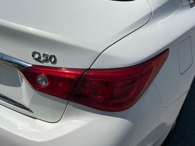 2015 INFINITI Q50 Base