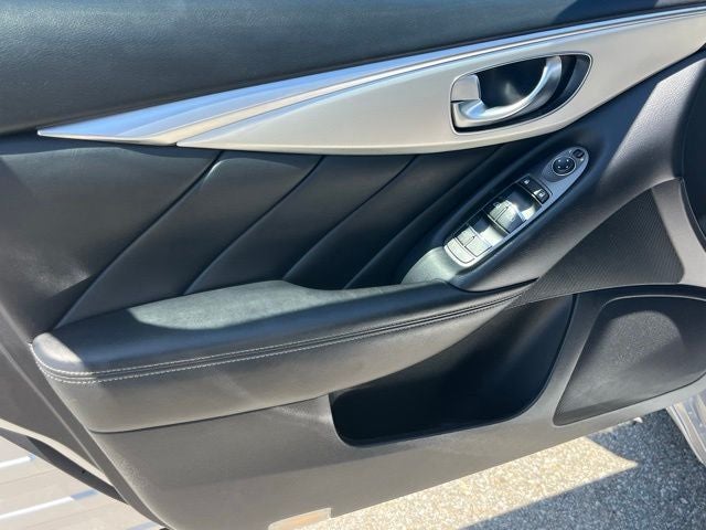 2020 INFINITI Q50 LUXE