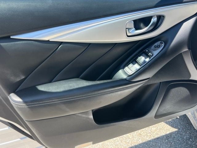 2020 INFINITI Q50 LUXE