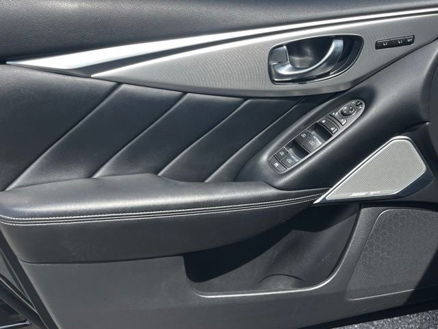 2023 INFINITI Q50 LUXE RWD