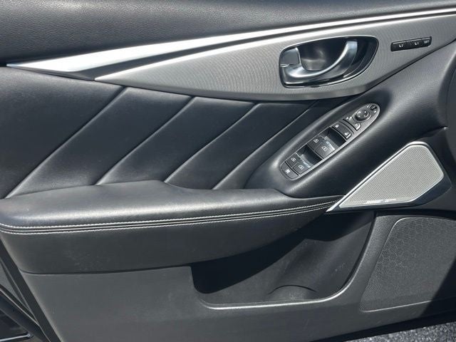 2023 INFINITI Q50 LUXE RWD