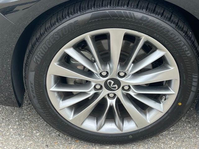 2023 INFINITI Q50 LUXE RWD