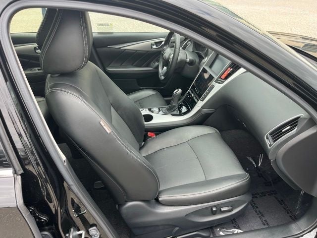 2023 INFINITI Q50 LUXE RWD