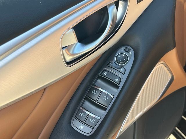 2023 INFINITI Q50 LUXE RWD