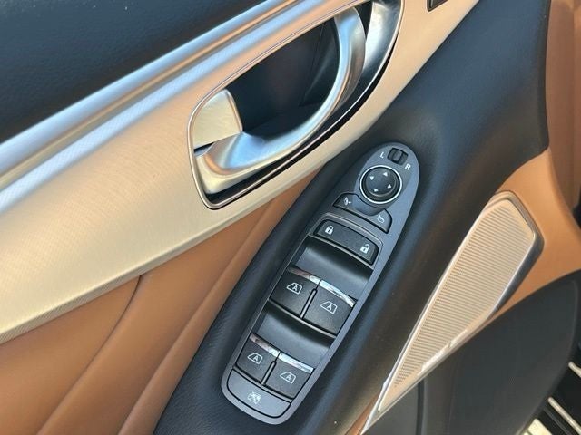 2023 INFINITI Q50 LUXE RWD
