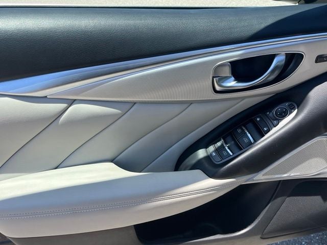 2023 INFINITI Q50 LUXE RWD