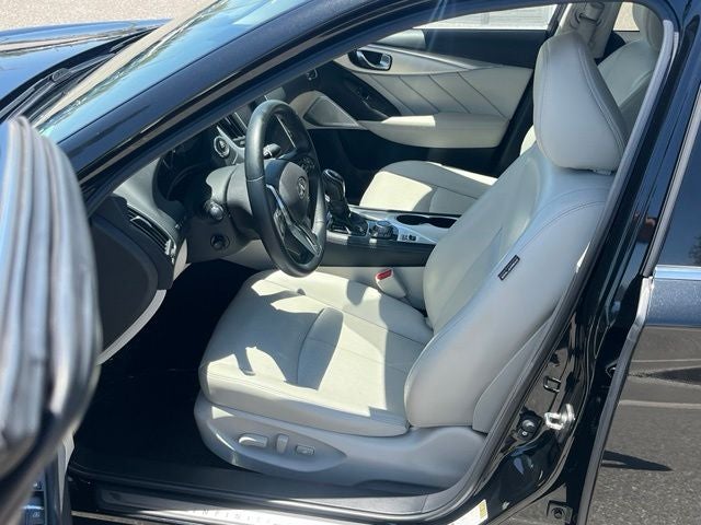 2023 INFINITI Q50 LUXE RWD