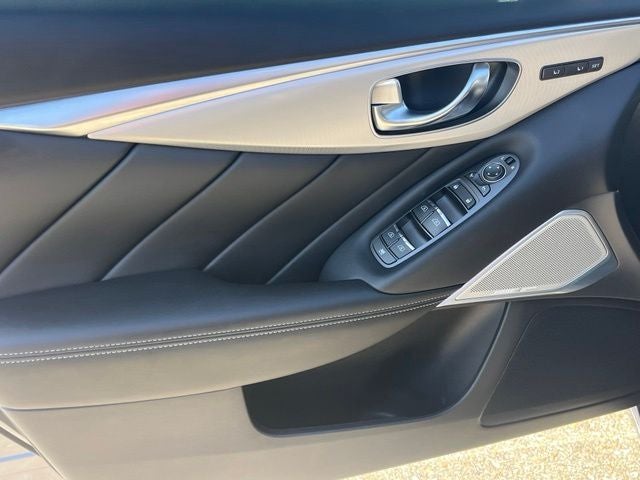 2023 INFINITI Q50 LUXE RWD
