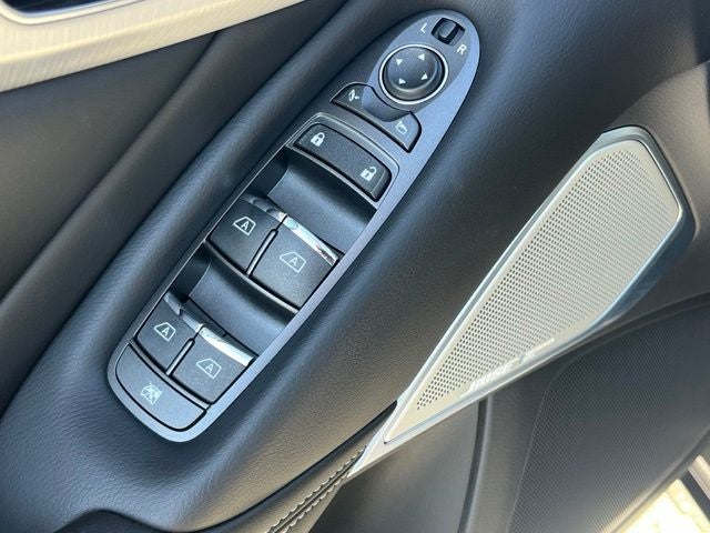2023 INFINITI Q50 LUXE RWD