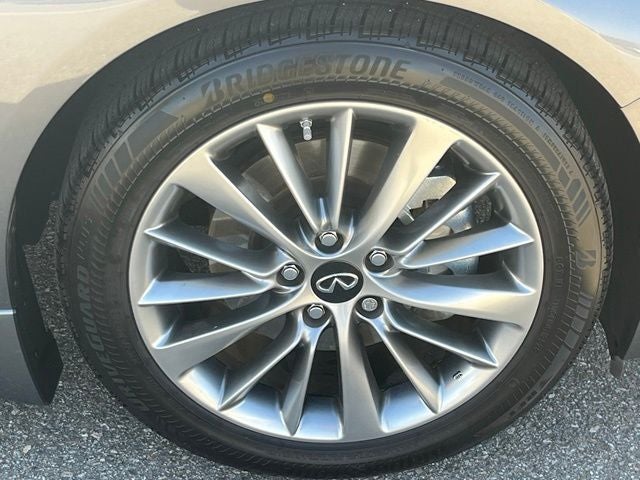 2023 INFINITI Q50 LUXE RWD