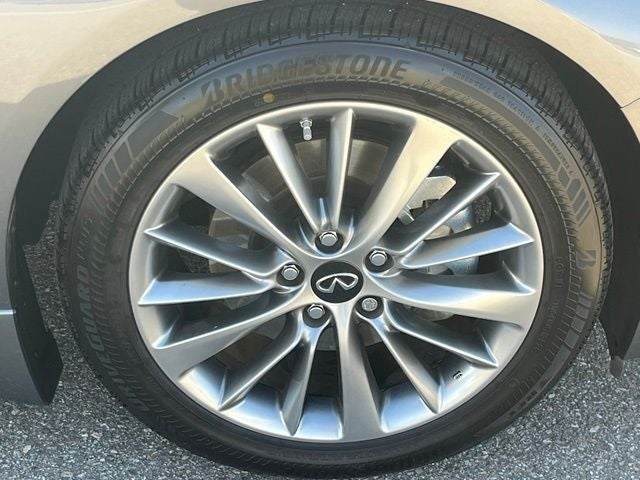 2023 INFINITI Q50 LUXE RWD