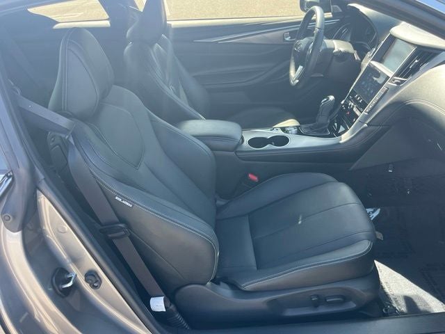2019 INFINITI Q60 LUXE
