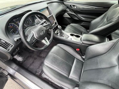 2019 INFINITI Q60 LUXE