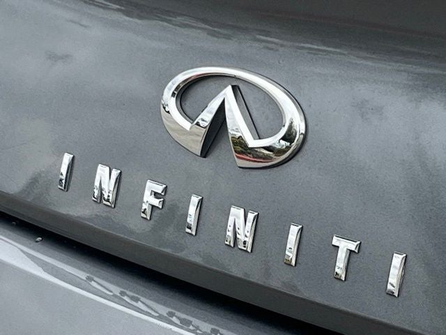 2019 INFINITI Q60 LUXE