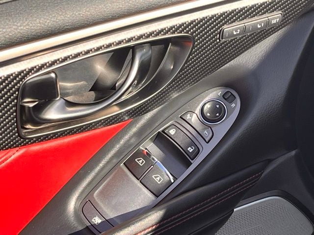 2022 INFINITI Q60 Red Sport 400