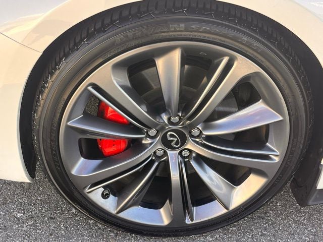 2022 INFINITI Q60 Red Sport 400