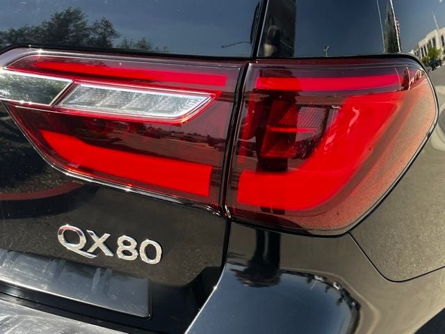 2022 INFINITI QX80 LUXE 2WD