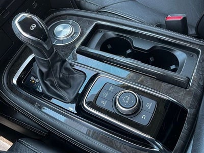 2022 INFINITI QX80 LUXE 2WD