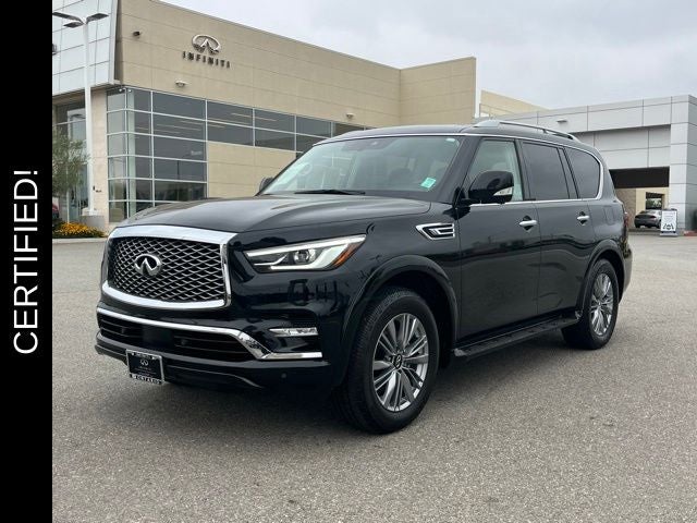 2021 INFINITI QX80's photo