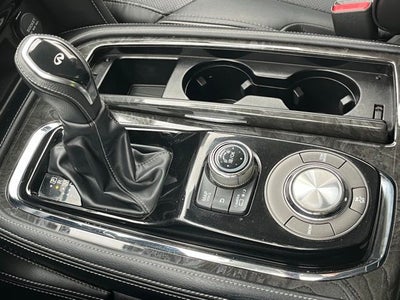 2021 INFINITI QX80 LUXE