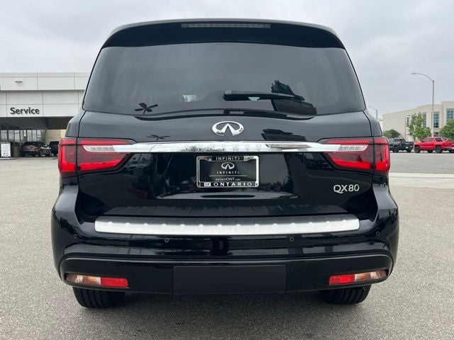 2021 INFINITI QX80 LUXE