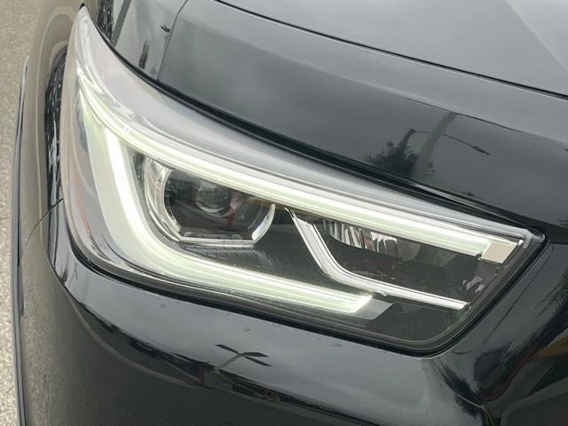 2021 INFINITI QX80 LUXE