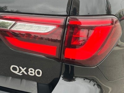 2021 INFINITI QX80 LUXE