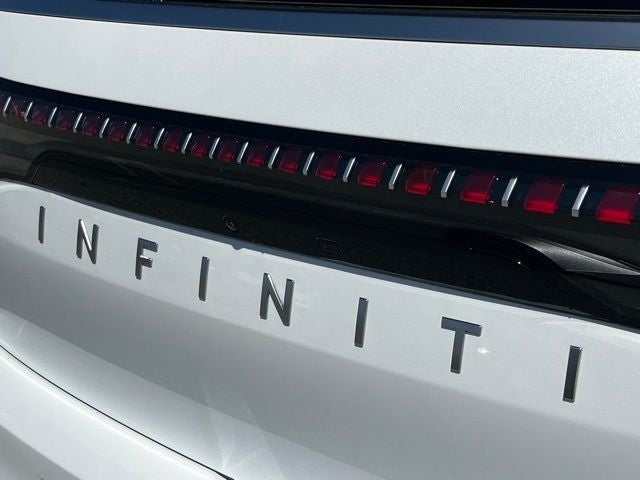 2026 INFINITI QX80 Luxe 2WD
