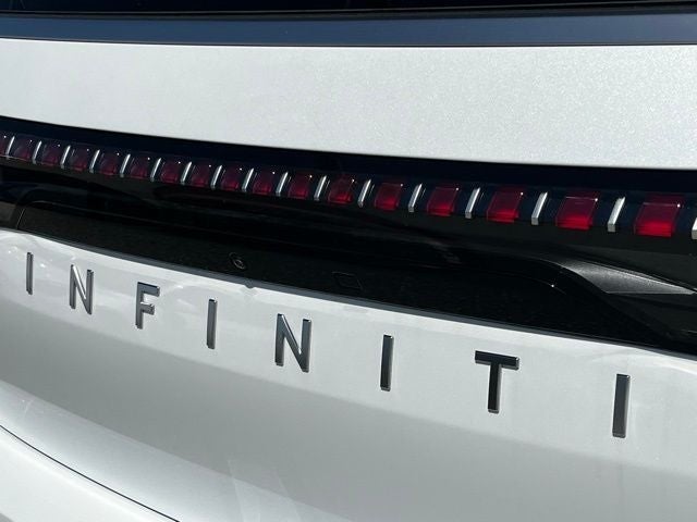 2026 INFINITI QX80 Luxe 2WD
