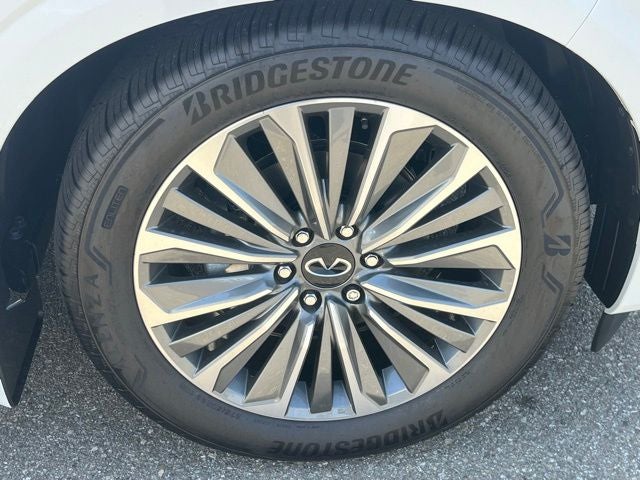 2026 INFINITI QX80 Luxe 2WD