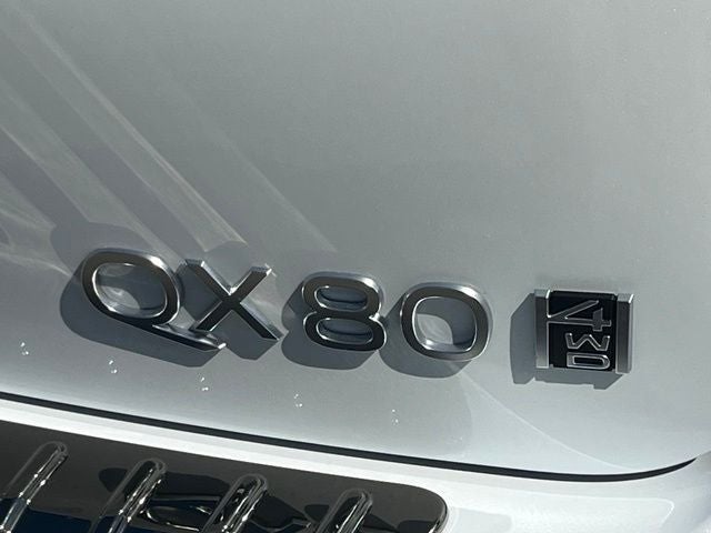 2027 INFINITI QX80 Luxe 4WD