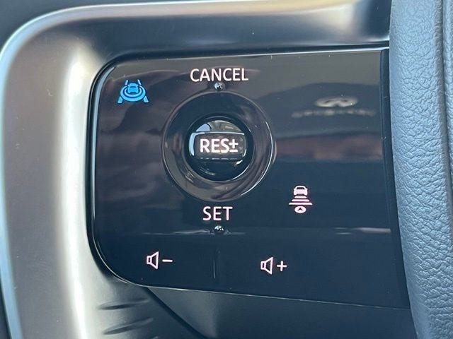 2027 INFINITI QX80 Luxe 4WD