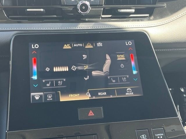 2027 INFINITI QX80 Luxe 4WD