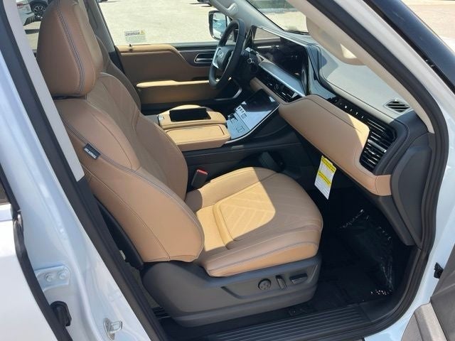 2027 INFINITI QX80 Luxe 2WD