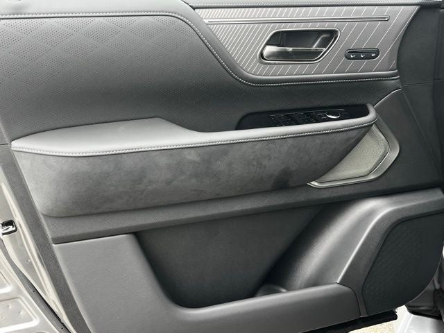 2026 INFINITI QX80 Autograph 4WD