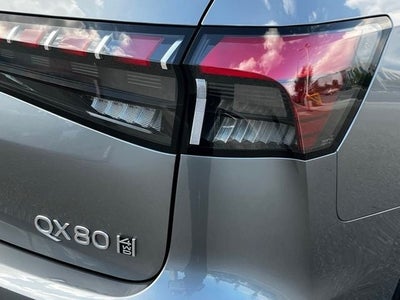 2025 INFINITI QX80 Sensory 4WD