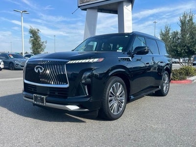 2025 INFINITI QX80 Sensory 4WD