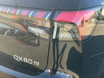 2025 INFINITI QX80 Sensory 4WD