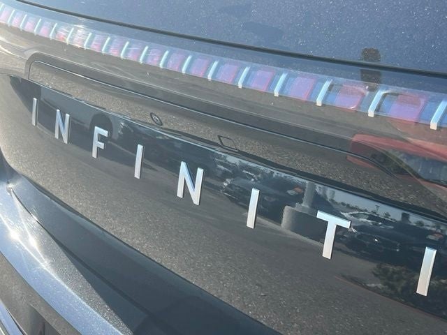 2025 INFINITI QX80 Sensory 4WD