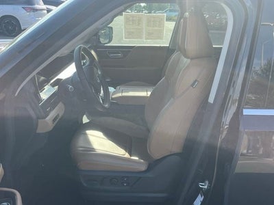 2025 INFINITI QX80 Sensory 4WD