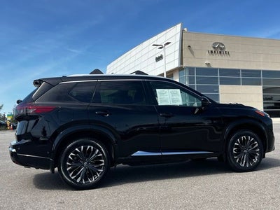 2025 Nissan Rogue Platinum