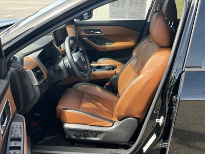 2025 Nissan Rogue Platinum