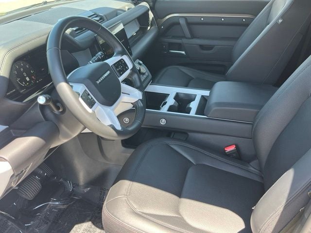 2025 Land Rover Defender 110 S