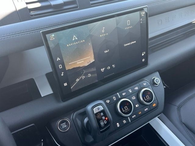 2025 Land Rover Defender 110 S
