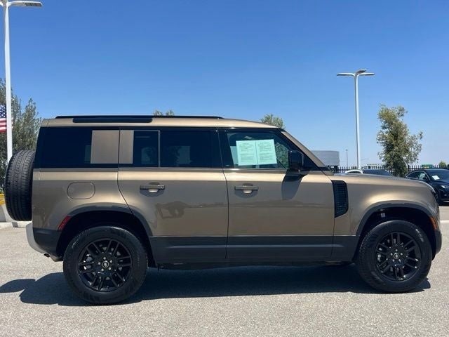 2025 Land Rover Defender 110 S